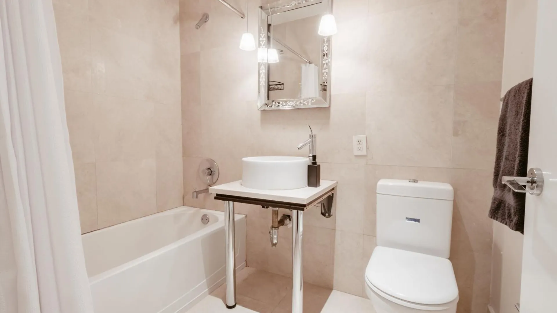 Outstanding & Cozy 4Bdr & 2Bth In Downtown Manhattan Apartamento Nova Iorque